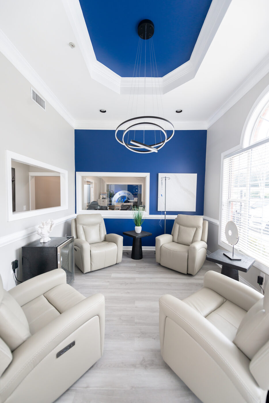 IV therapy session at THRIVE Peak Performance in Alpharetta GA